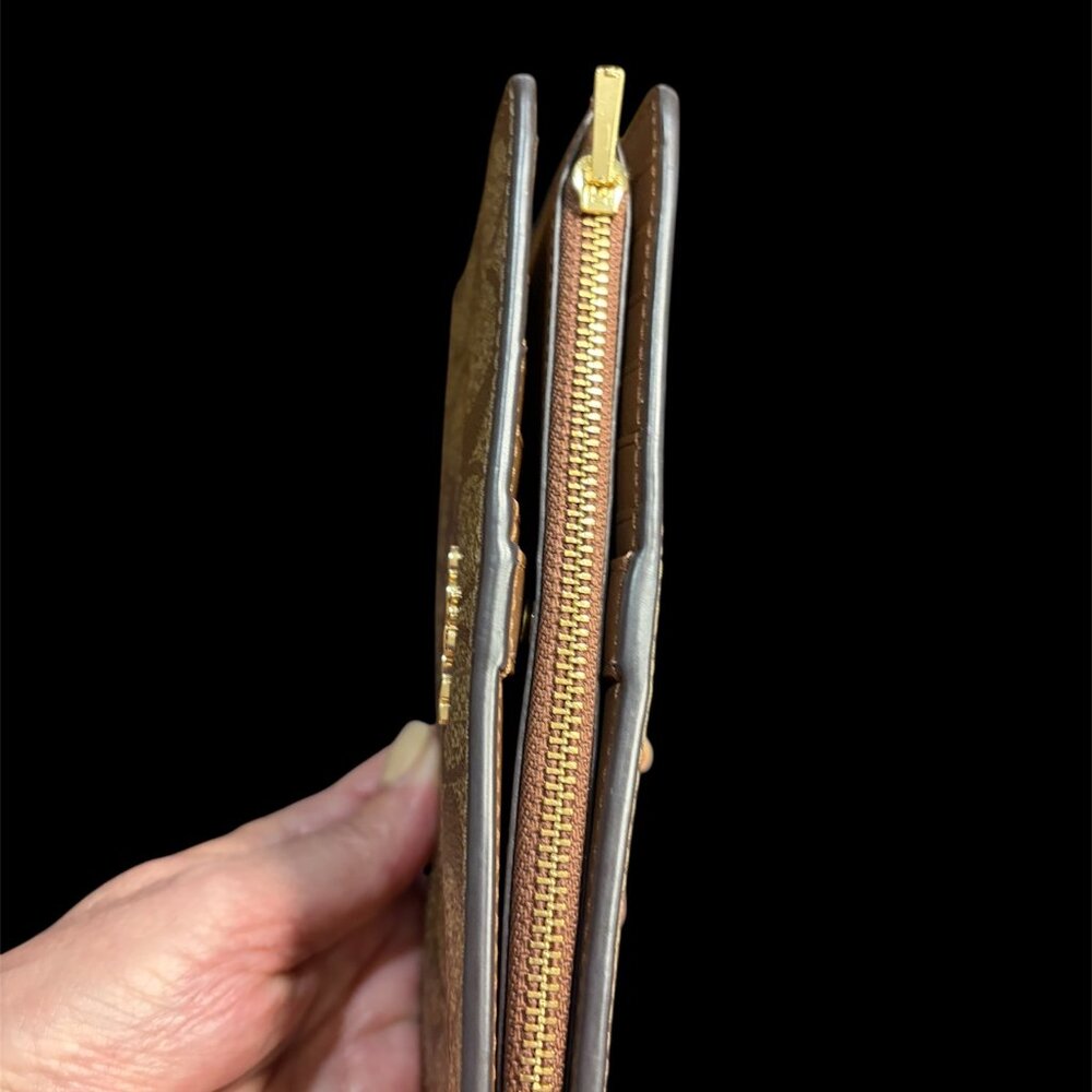 COACH CLASSIC C COATED CANVAS WALLET - DOUBLE SNAP - Picture 5 of 6